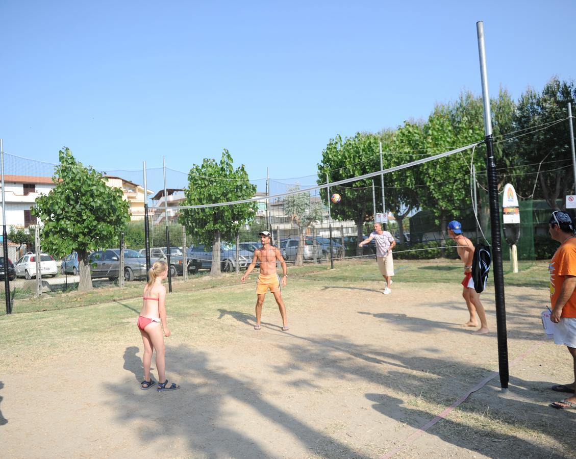 Camping & Village Eucaliptus Alba Adriatica Dış mekan fotoğraf