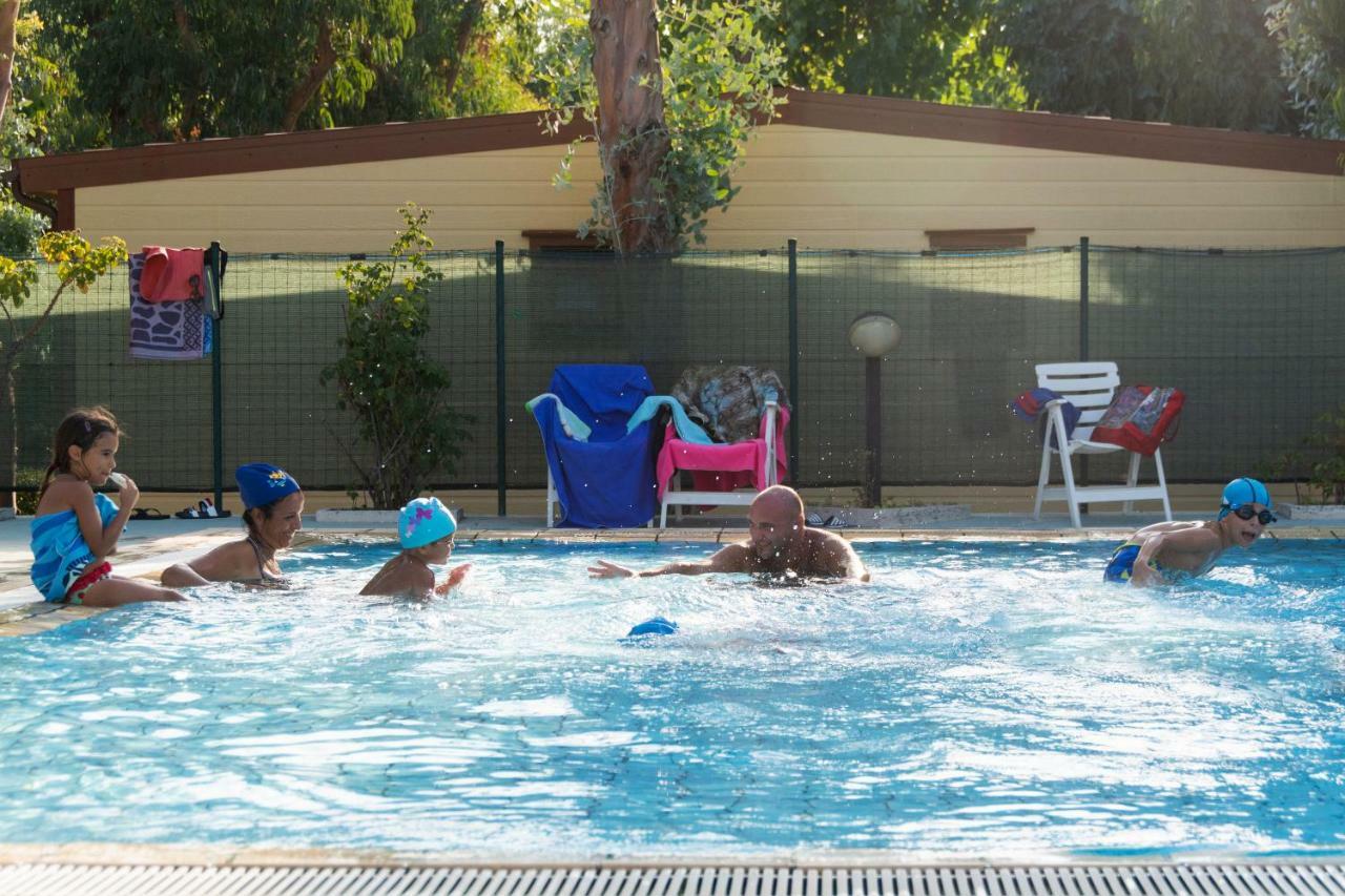 Camping & Village Eucaliptus Alba Adriatica Dış mekan fotoğraf